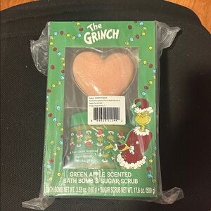 The Grinch Green Apple Bath Bomb & Sugar Scrub Set